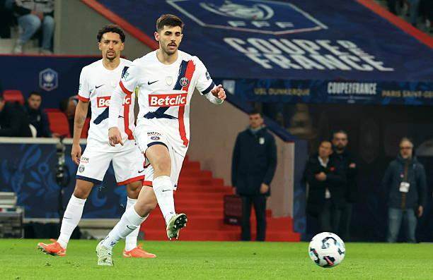 【观察】队长欧冠停赛，巴黎后防线埋了定时炸弹？