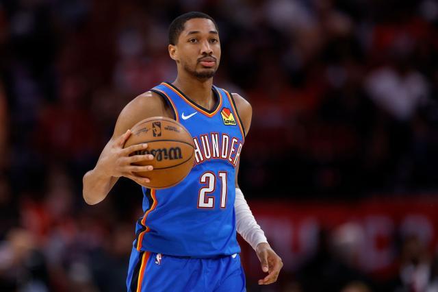 MVP大战变打铁对决 好汉再强也靠“三个帮”