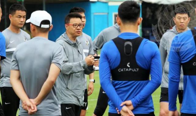 开云体育app-【2021中超巡礼】“二年级生”青岛队活得愈加从容