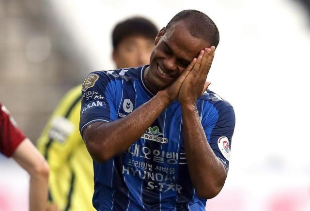 开云体育简介-亚冠金靴想签中超队后再外租回蔚山 只为踢世俱杯